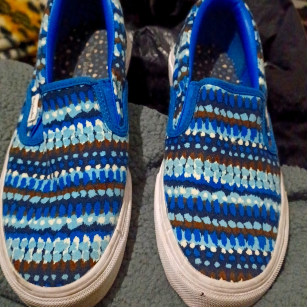 Vera Bradley slip ons